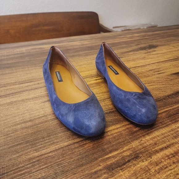 MARGAUX  Blue Suede Classic Flats Round Toes Shoes Sz US 39.5 9.5 narrow - Picture 2 of 8